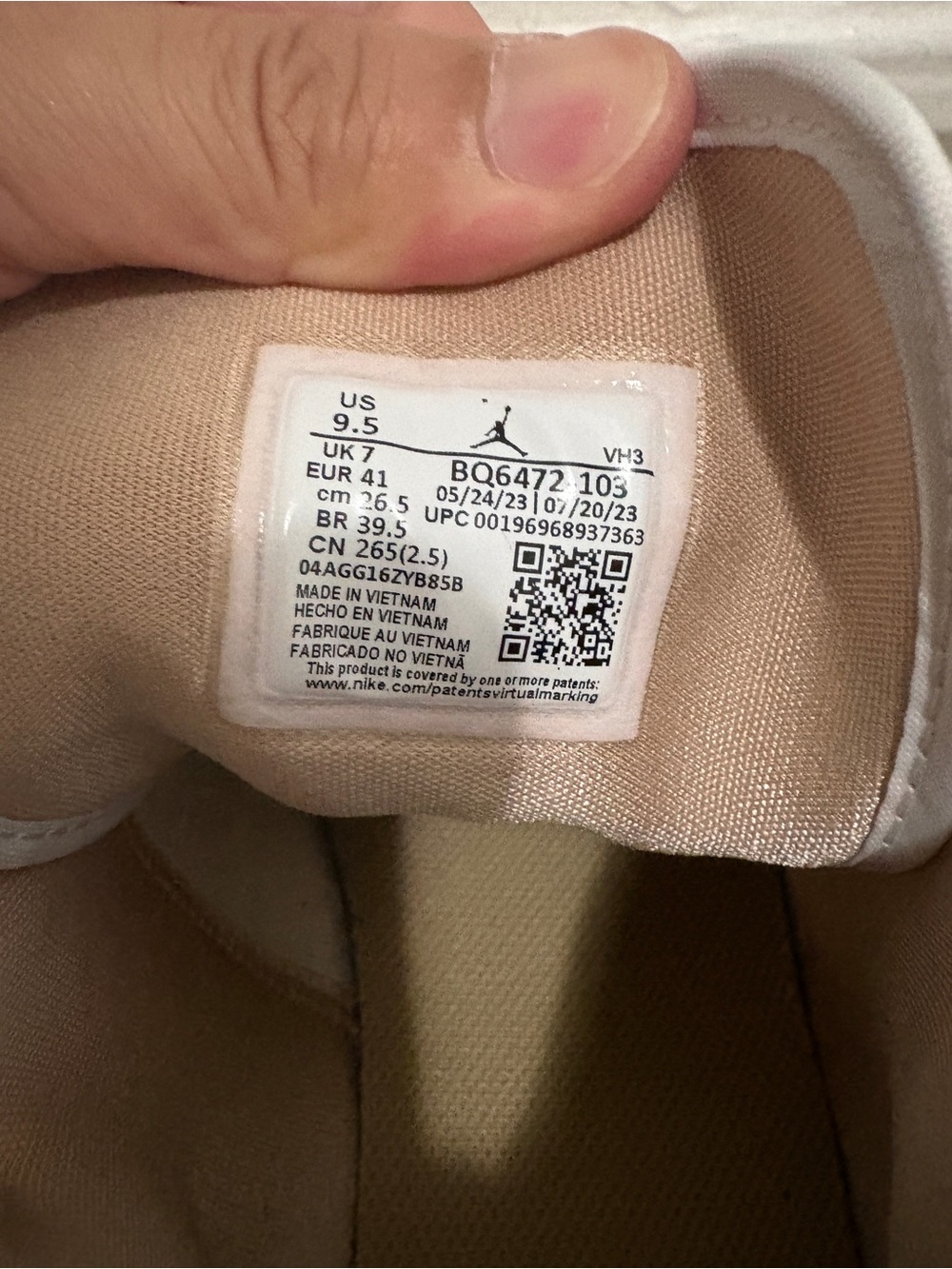 Nike Women’s Air Jordan 1 Mid ‘Desert’ Size 9.5 - Picture 6 of 7